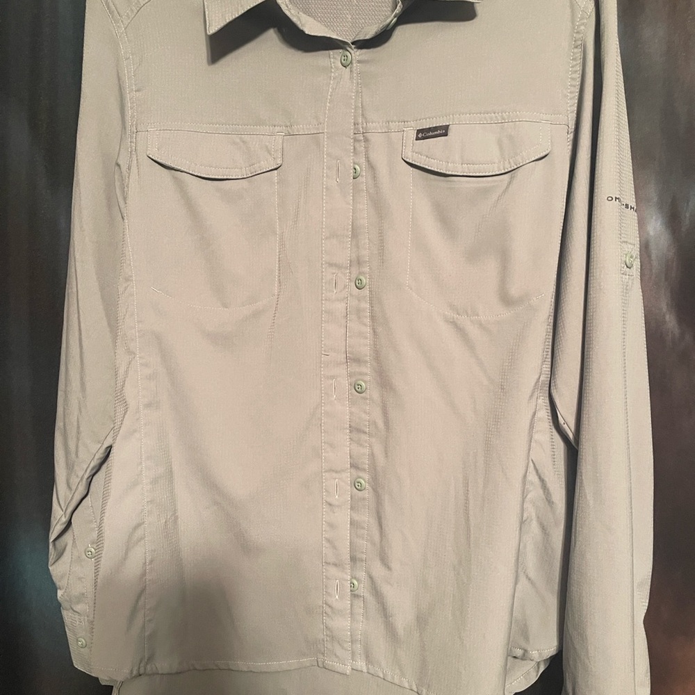 Orvis Light Gray Button-Up Shirt